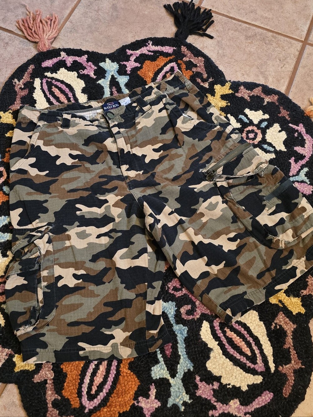 🔥🔥Y2K Bugle Boy Camo Cargo Shorts with Logo Patch🔥🔥Size 34 Y2k Skater Camo